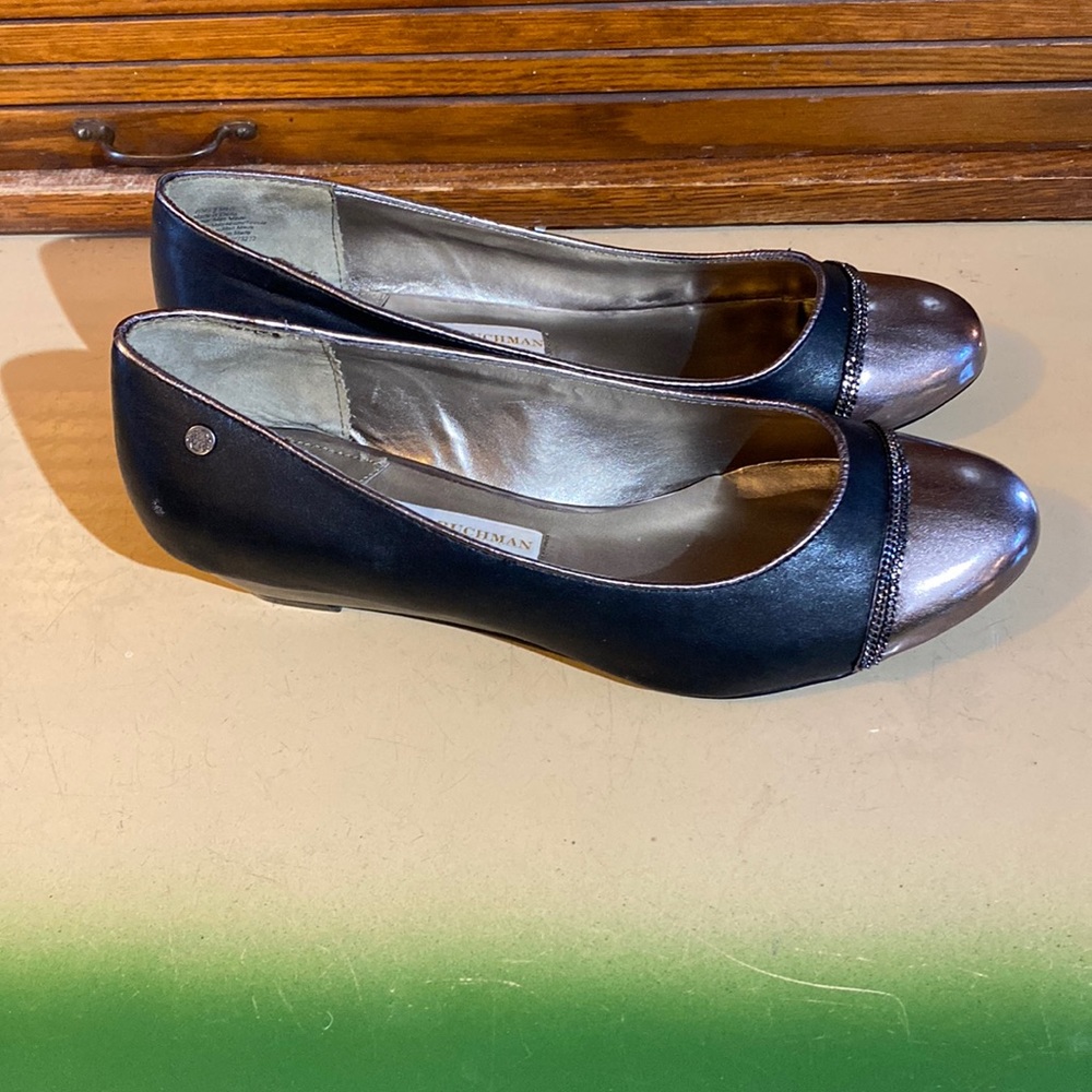 Gray Dana Buchman Heels Size 9